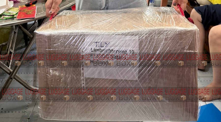 thùng carton đi máy bay